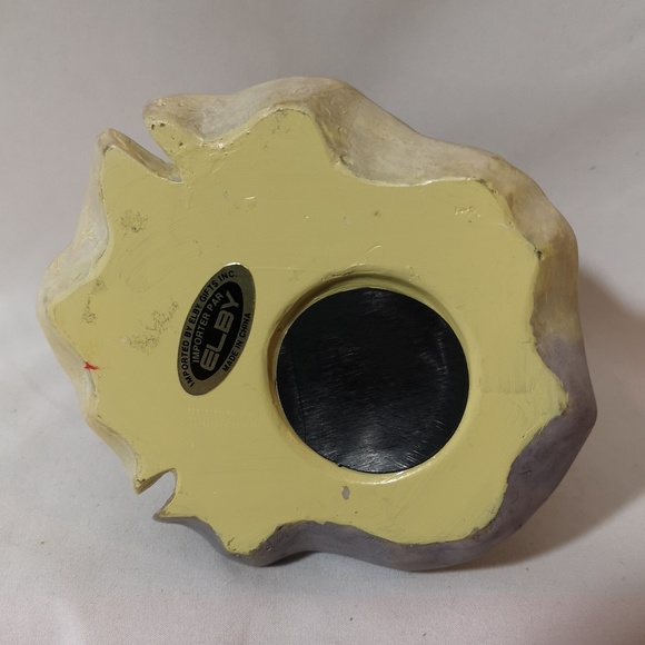 Adorable Vintage Resin Frog Bank with Rubber Stopper - Picture 5 of 5